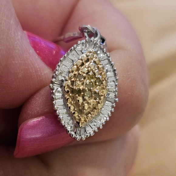 Yellow & White Diamond Leverback Earrings, 925 Silver, 14K YG/Platinum, 0.24 cts - Picture 8 of 9